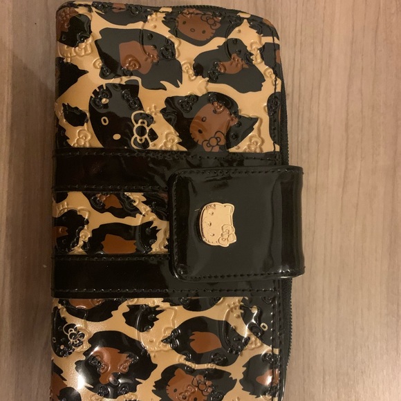 Hello Kitty leopard print purse & matching wallet - Picture 2 of 3